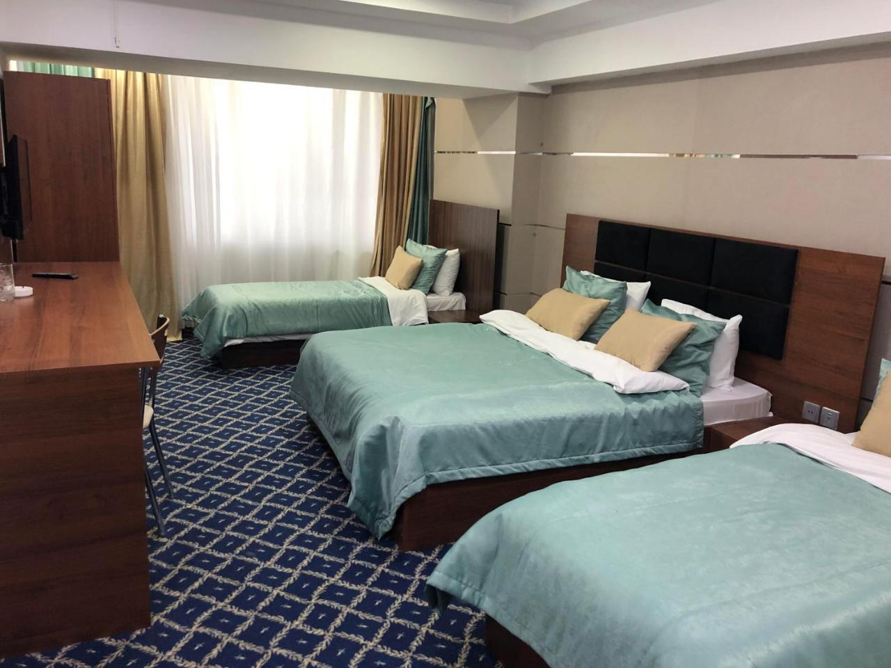 Demir Yol Plaza Hotel Baku Ngoại thất bức ảnh
